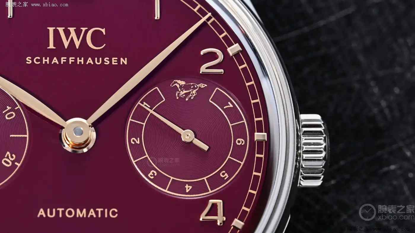 万国马年生肖表震撼上市！葡七勃艮第红盘+镀金骏马摆陀，限量500枚即刻收藏 | 奈斯探表