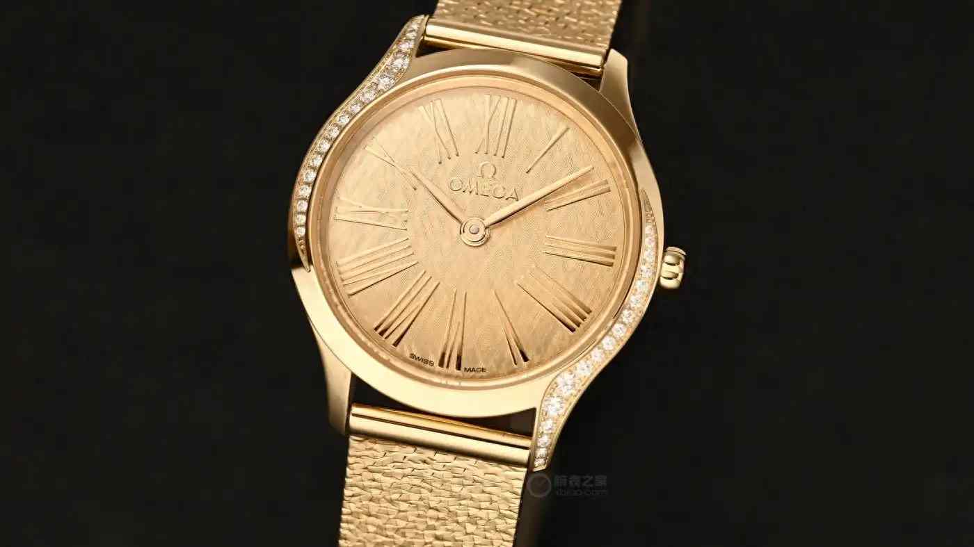 欧米茄月光金女表惊艳登场！214,000的优雅艺术品，戴出月光般温柔高级感 | 奈斯探表