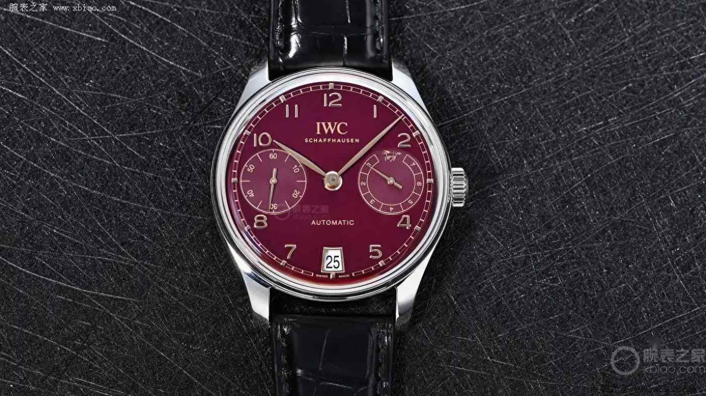 万国马年生肖表震撼上市！葡七勃艮第红盘+镀金骏马摆陀，限量500枚即刻收藏 | 奈斯探表