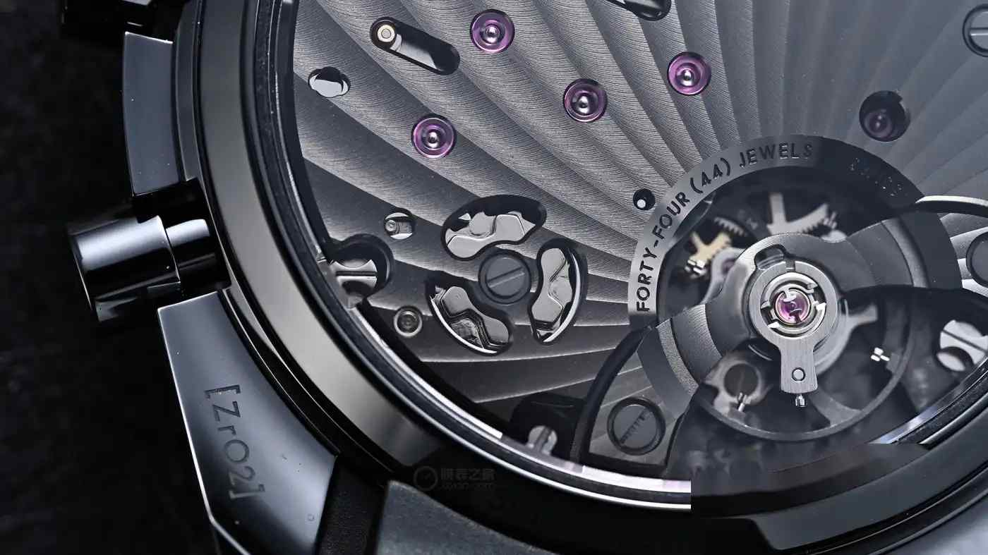 全陶瓷王者归来!欧米茄月之暗面9908手动计时表深度解析 | 奈斯探表 全陶瓷王者归来!欧米茄月之暗面9908手动计时表深度解析 | 奈斯探表