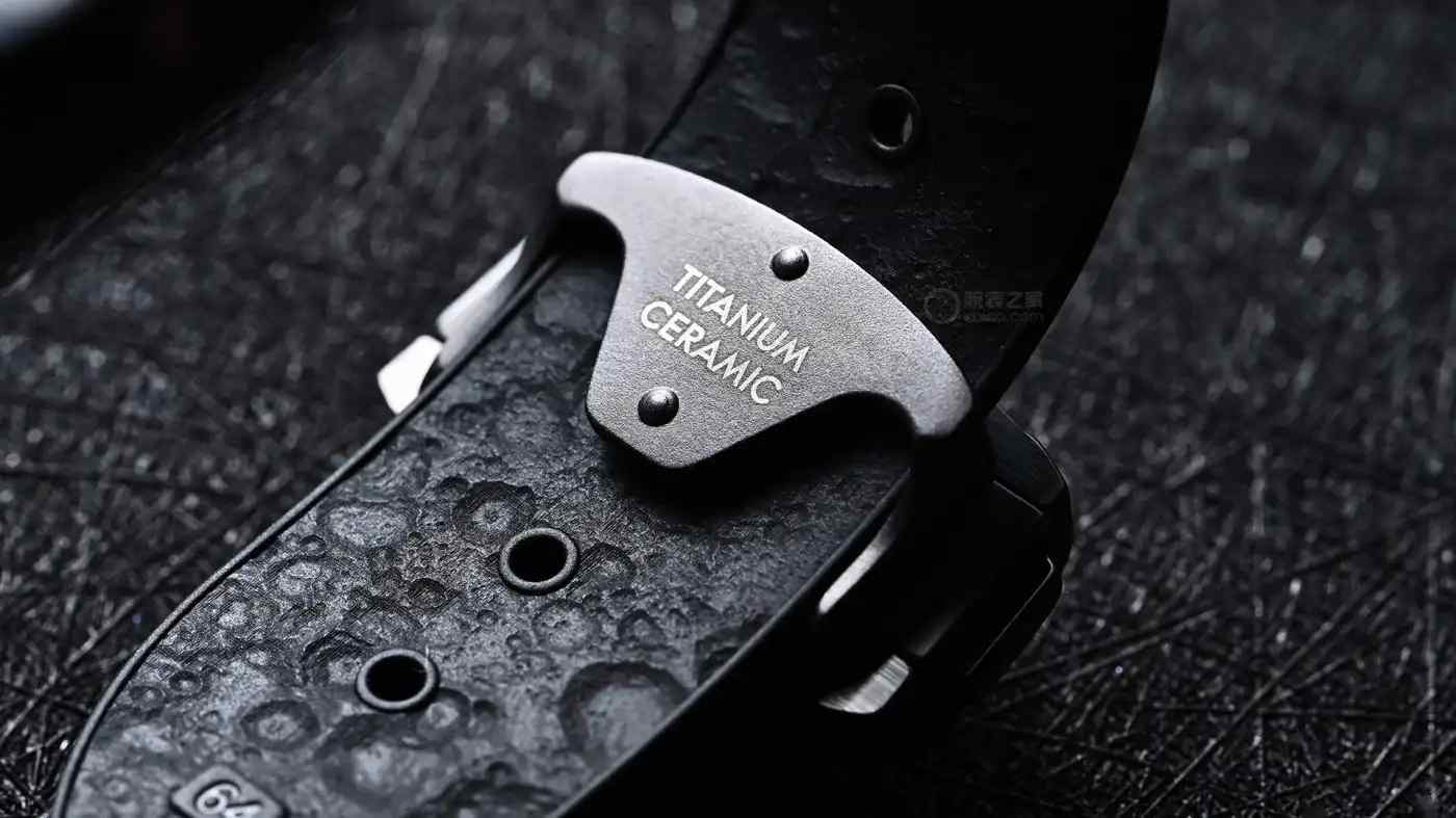 全陶瓷王者归来!欧米茄月之暗面9908手动计时表深度解析 | 奈斯探表 全陶瓷王者归来!欧米茄月之暗面9908手动计时表深度解析 | 奈斯探表