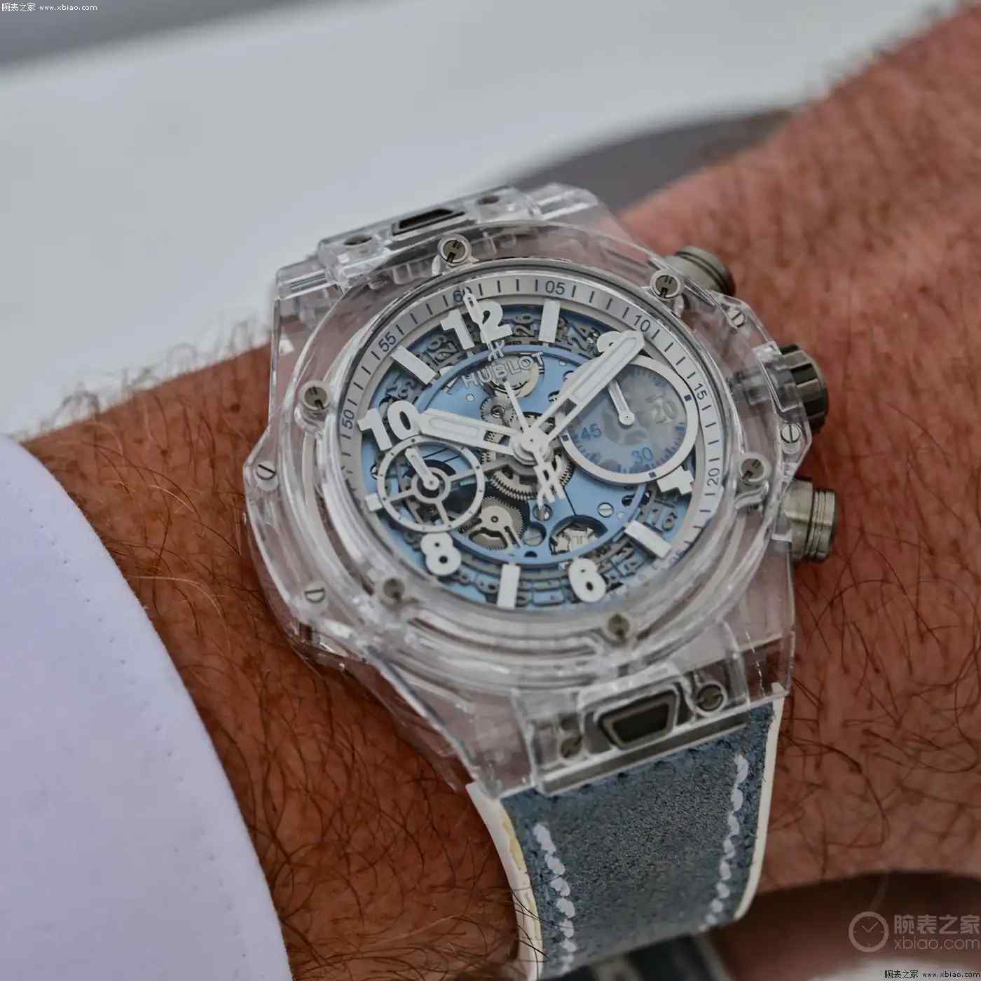 冰晶之美！宇舶Big Bang冬季限量双腕表登场，蓝宝石通透钛陶瓷炫白 | 奈斯探表