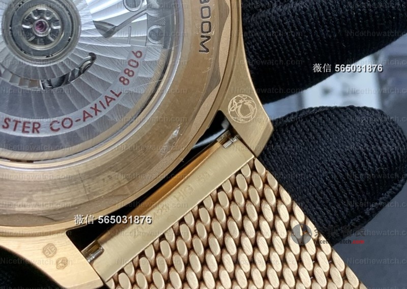 戴出包浆感！VS厂海马300青铜金搭载8806一体机芯，稳定到离谱 | 奈斯探表