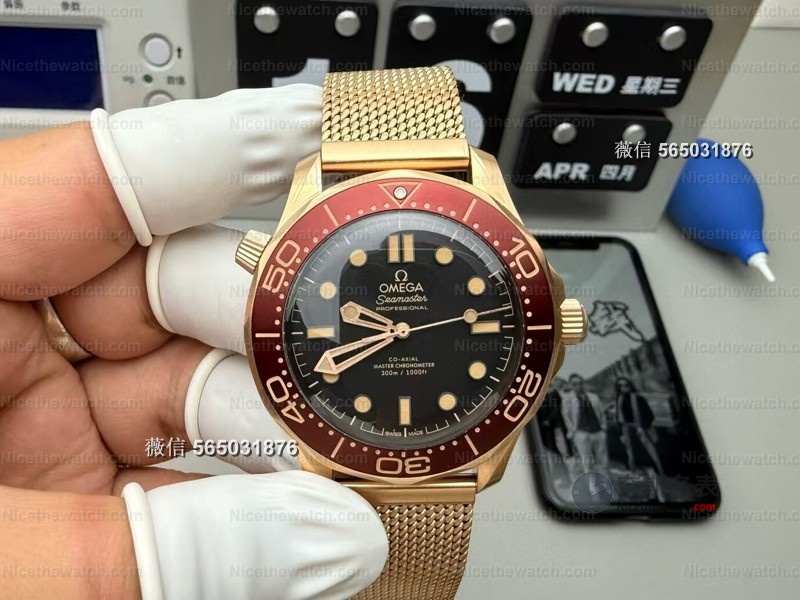 戴出包浆感！VS厂海马300青铜金搭载8806一体机芯，稳定到离谱 | 奈斯探表