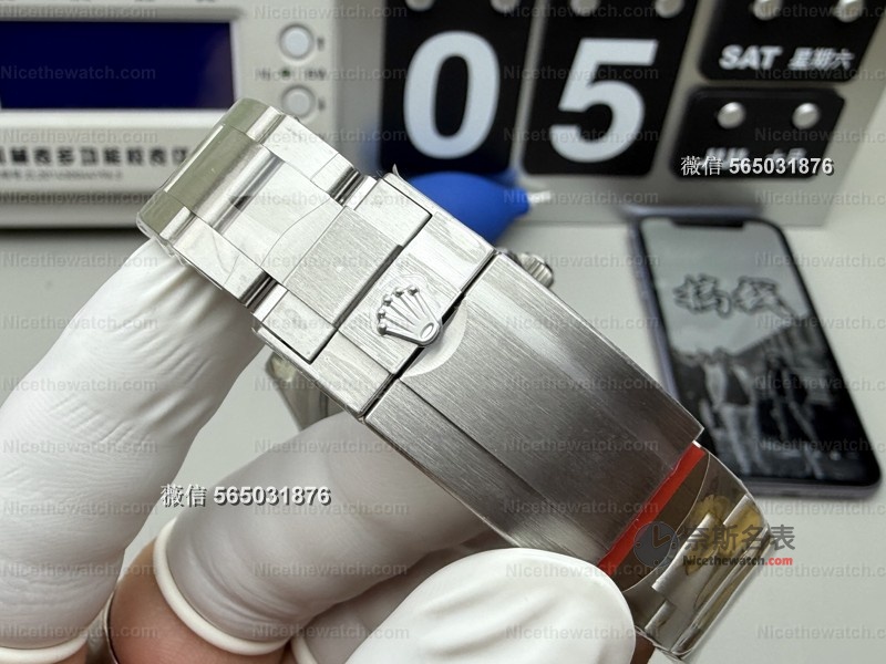 戴了一周后我彻底爱上！Clean Plus全钛游艇表轻到忘记摘，机芯还这么稳？ | 奈斯探表