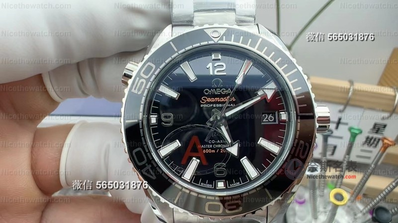 VS厂海马600推小尺寸了！39.5mm男女通吃，搭载8800一体机芯，细节能打还防水？ | 奈斯探表