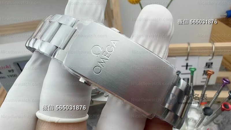 VS厂海马600推小尺寸了！39.5mm男女通吃，搭载8800一体机芯，细节能打还防水？ | 奈斯探表