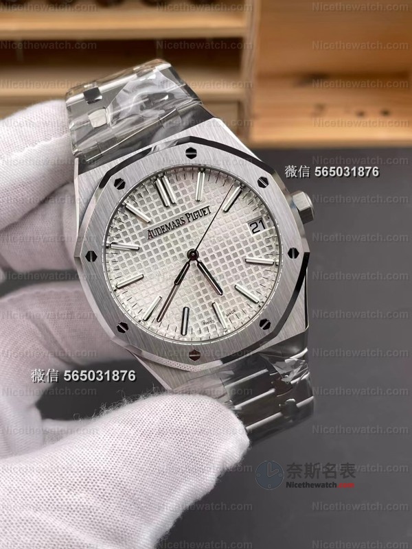 戴上就被问价格！我的DDF爱彼15510ST白盘复刻表真实体验太惊艳 | 奈斯探表