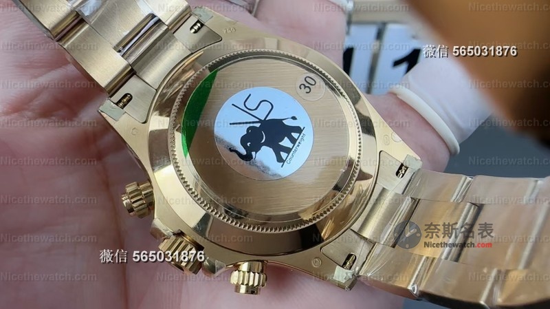 戴了14天VS绿金迪V3配重版,我终于敢在表友面前抬手腕了! | 奈斯探表 戴了14天VS绿金迪V3配重版,我终于敢在表友面前抬手腕了! | 奈斯探表