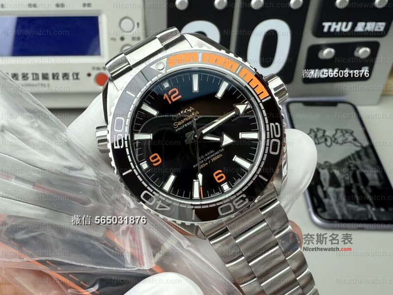 橙圈也能高度还原？VS厂欧米茄四分之一橙实测：连8900机芯都复刻到位！ | 奈斯探表