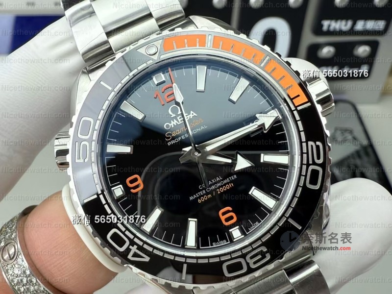 橙圈也能高度还原？VS厂欧米茄四分之一橙实测：连8900机芯都复刻到位！ | 奈斯探表