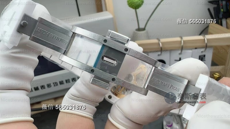 全陶瓷也能高度还原?APS厂爱彼15500白陶瓷实测:轻如羽毛,硬如磐石! | 奈斯探表 全陶瓷也能高度还原?APS厂爱彼15500白陶瓷实测:轻如羽毛,硬如磐石! | 奈斯探表