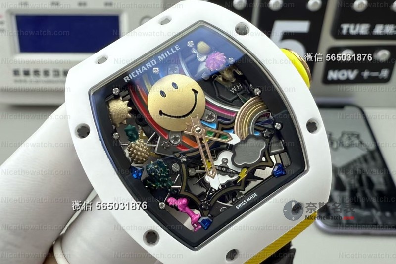 在私人钟表沙龙近距离看RM88 Smiley：这不是表，是戴在手腕上的快乐童话 | 奈斯探表
