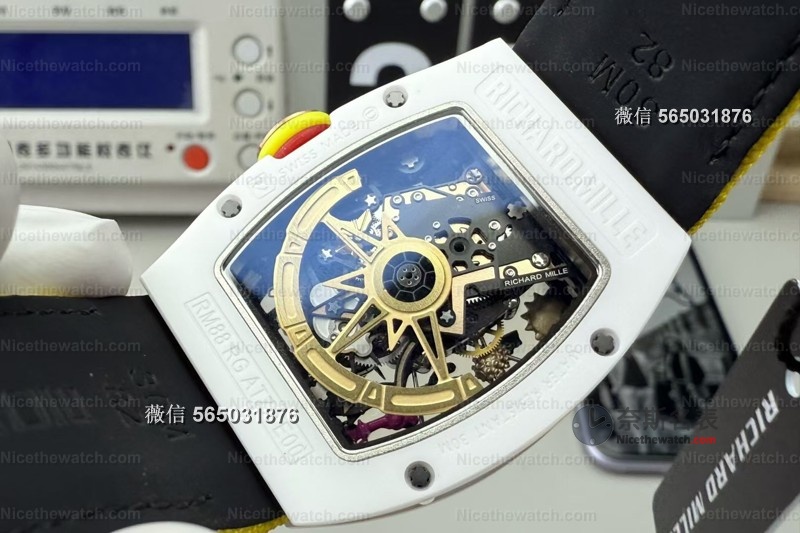 在私人钟表沙龙近距离看RM88 Smiley：这不是表，是戴在手腕上的快乐童话 | 奈斯探表