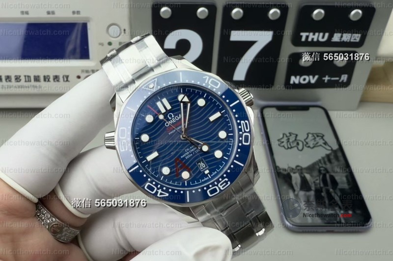 VS厂欧米茄海马300米V4蓝盘深度评测：细节拉满，真正“原厂级”复刻 | 奈斯探表