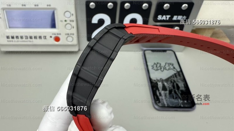 改装机芯out了！APS独家丹东IMAL1无卡度机芯RM35-02，所有零件真实联动 | 奈斯探表