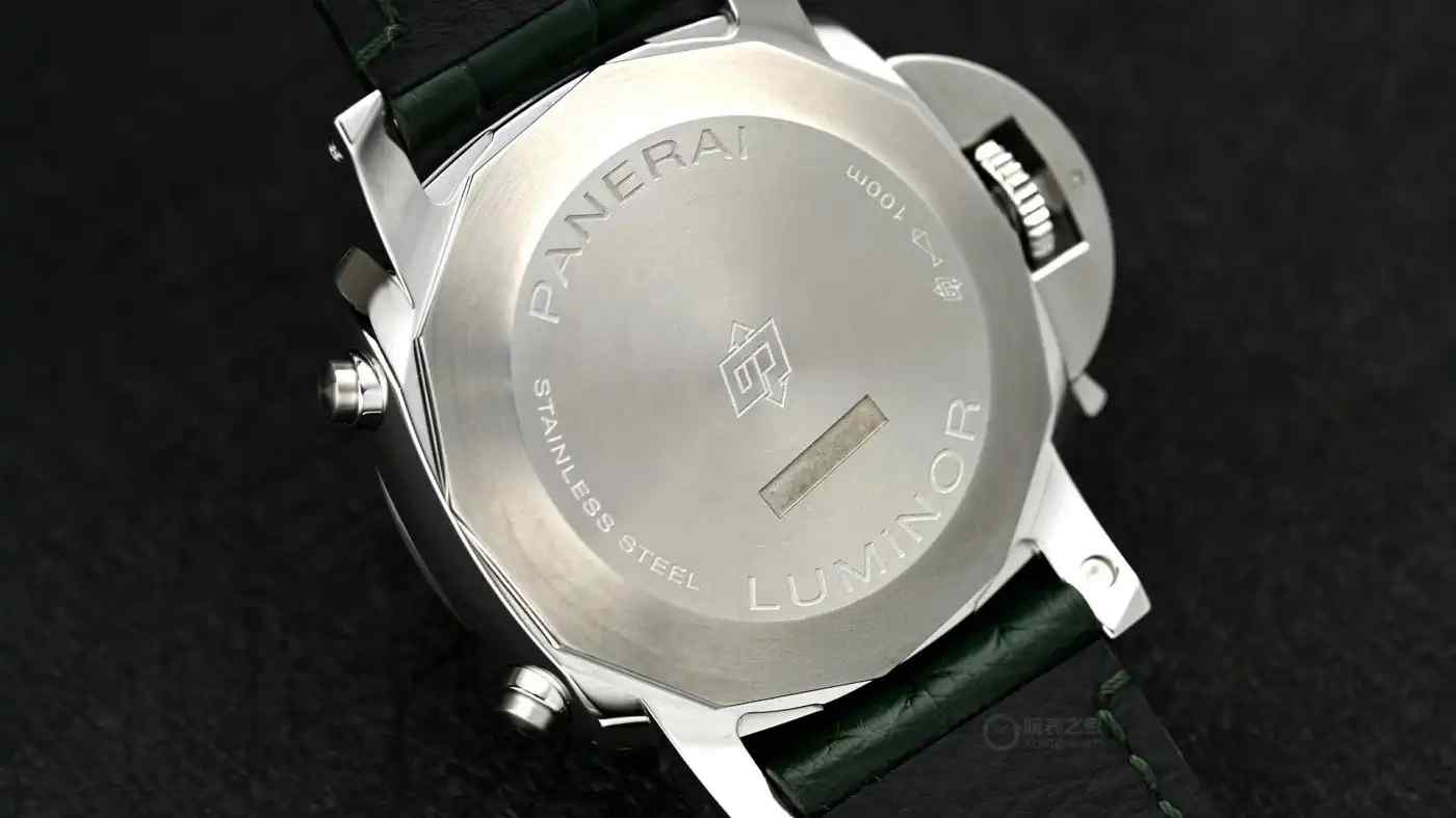 意大利海军血统！沛纳海军绿飞返计时腕表，辨识度满分稀缺上市 | 奈斯探表