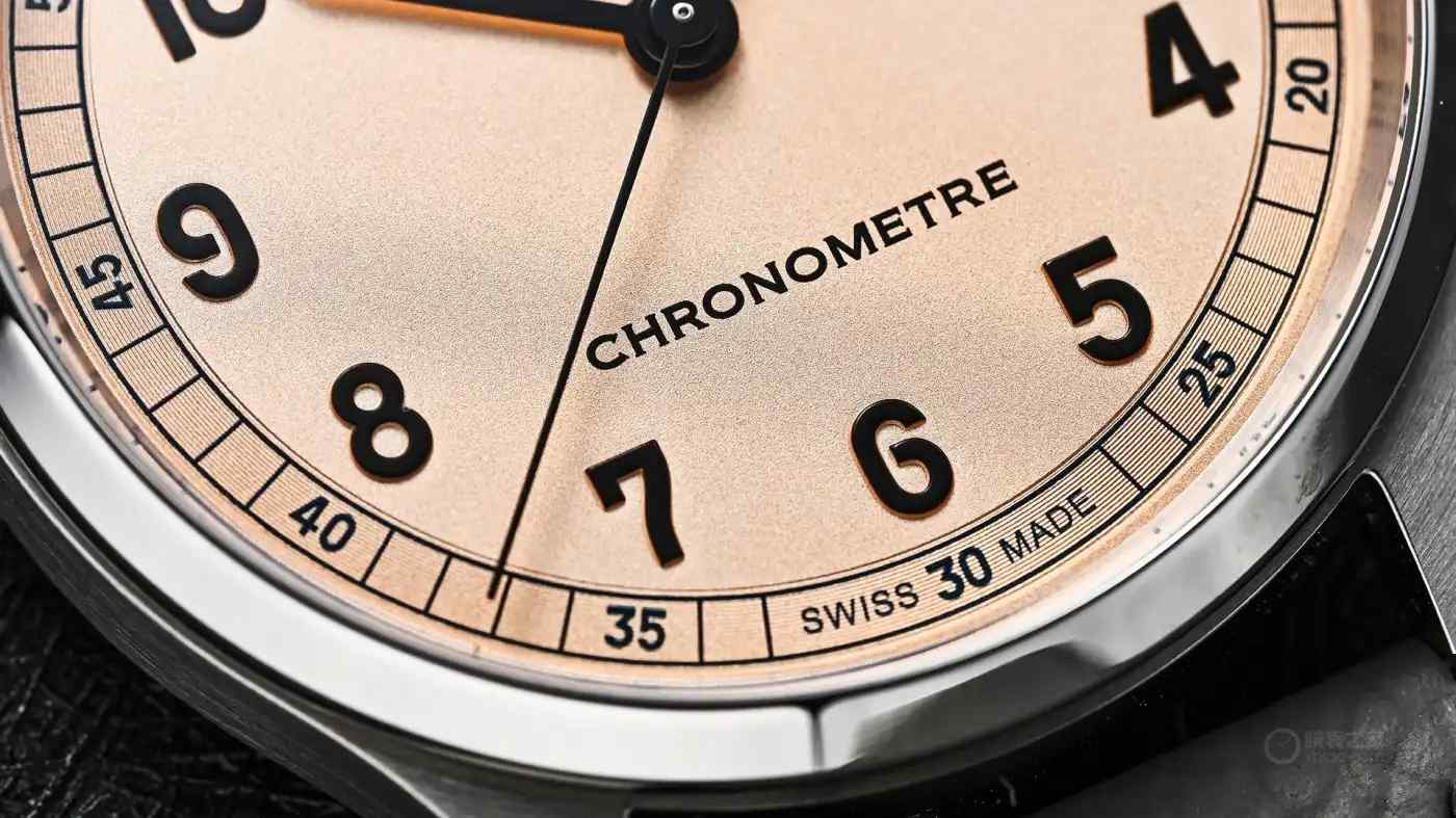 不到七千块，拿下复古天花板！天梭三文鱼盘腕表，颜值与实力并存 | 奈斯探表