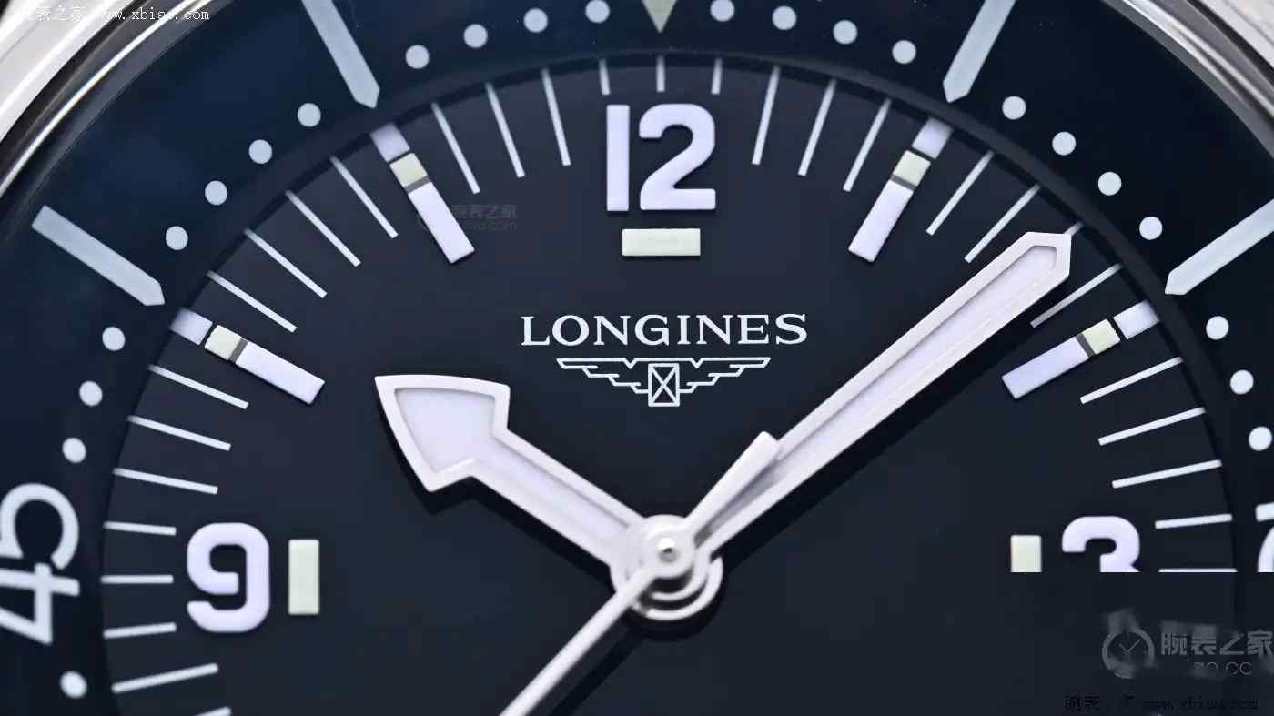 复古潜水新宠！浪琴复刻经典7042，内置表圈设计太绝了！ | 奈斯探表