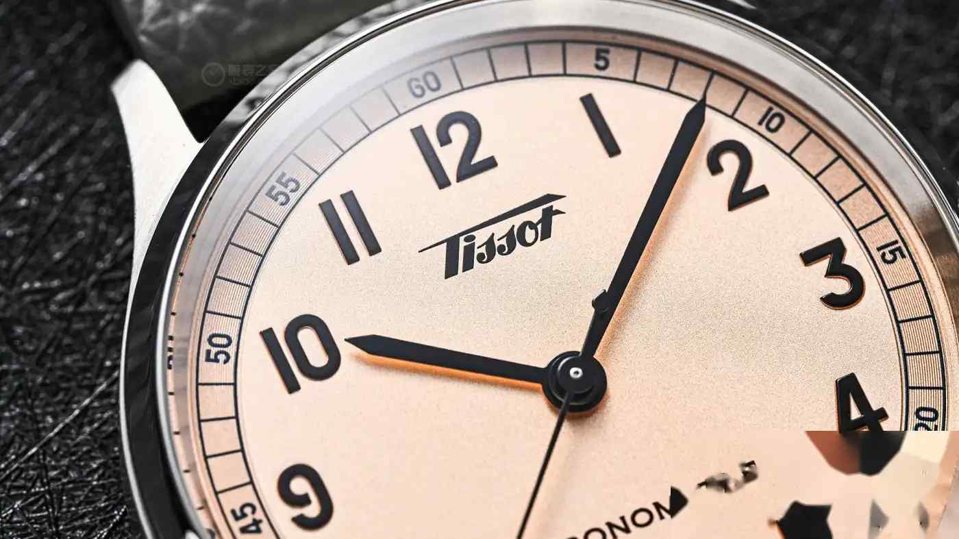 不到七千块，拿下复古天花板！天梭三文鱼盘腕表，颜值与实力并存 | 奈斯探表