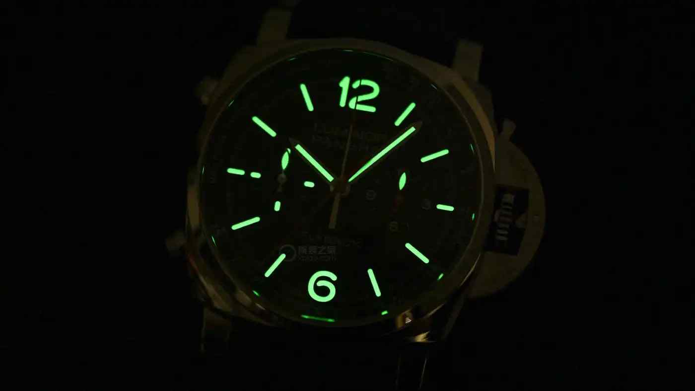 意大利海军血统！沛纳海军绿飞返计时腕表，辨识度满分稀缺上市 | 奈斯探表