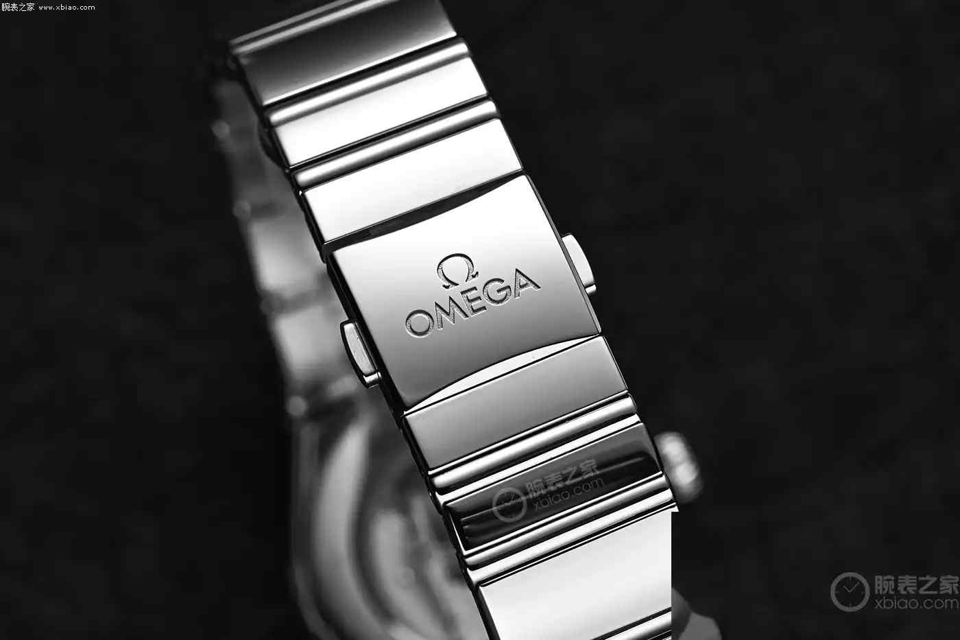 欧米茄星座三色盘新作!28毫米精钢款托爪经典,钻石圈闪到你心动 | 奈斯探表 欧米茄星座三色盘新作!28毫米精钢款托爪经典,钻石圈闪到你心动 | 奈斯探表