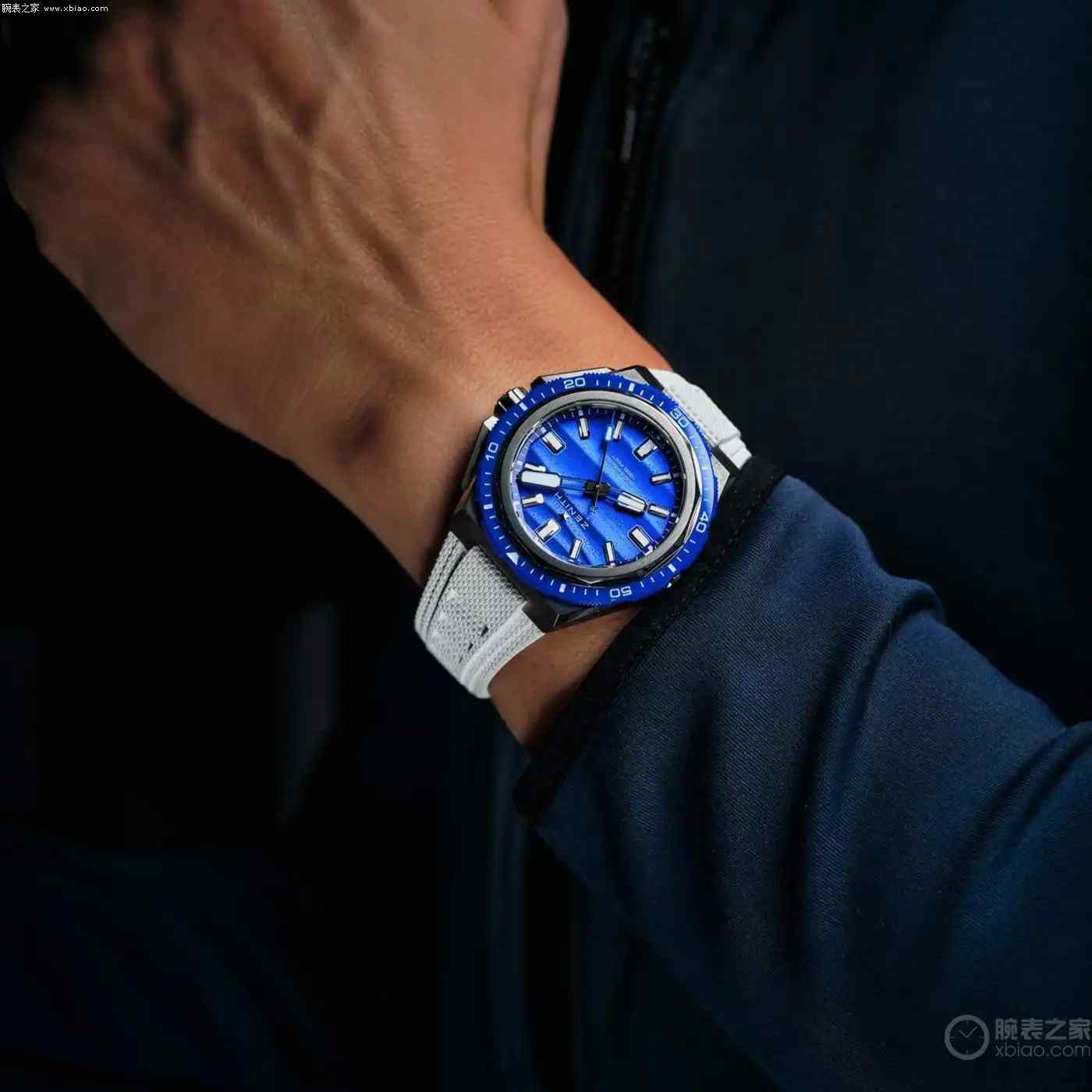 把海洋夜光戴手上！真力时生物发光潜水表，黑暗中美到窒息 | 奈斯探表