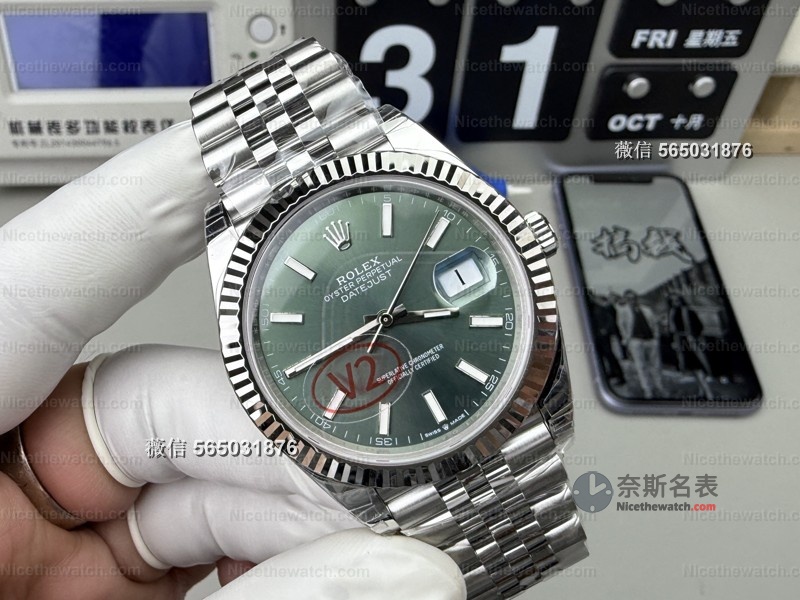 丹东3235机芯+V2升级！VS厂薄荷绿日志细节到底有多“顶”？实拍揭秘 | 奈斯探表