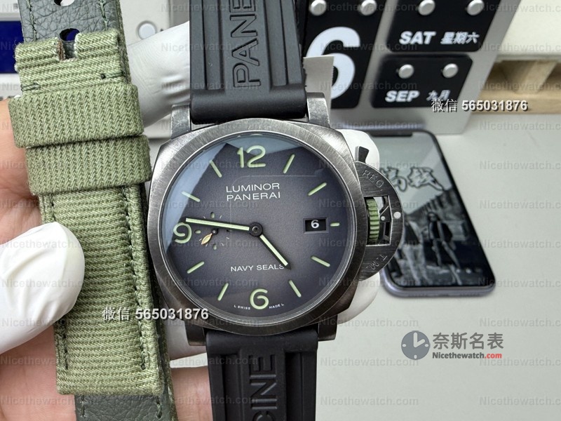 戴出年代感又不显老气?VS厂沛纳海1412复古款上手体验,细节控直呼内行! | 奈斯探表 戴出年代感又不显老气?VS厂沛纳海1412复古款上手体验,细节控直呼内行! | 奈斯探表