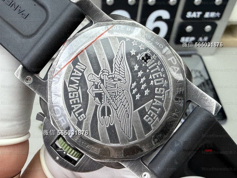 戴出年代感又不显老气?VS厂沛纳海1412复古款上手体验,细节控直呼内行! | 奈斯探表 戴出年代感又不显老气?VS厂沛纳海1412复古款上手体验,细节控直呼内行! | 奈斯探表