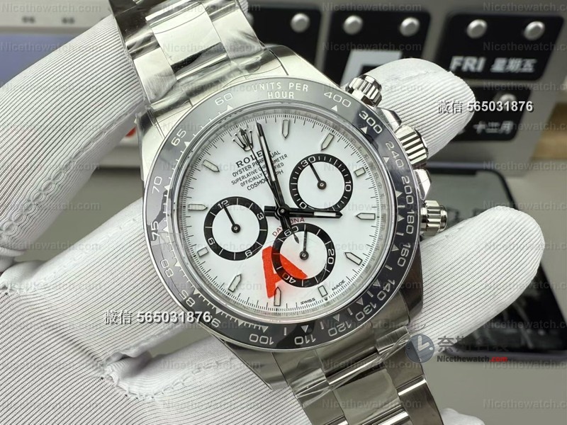 142克配重+904L精钢!VS新版熊猫迪搭载丹东4131机芯,细节还原到什么程度? | 奈斯探表 142克配重+904L精钢!VS新版熊猫迪搭载丹东4131机芯,细节还原到什么程度? | 奈斯探表