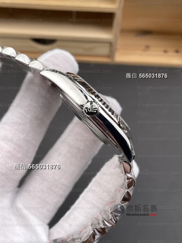 日志复刻天花板!VS蓝面V2版3235机芯四大细节升级实测 | 奈斯探表 日志复刻天花板!VS蓝面V2版3235机芯四大细节升级实测 | 奈斯探表