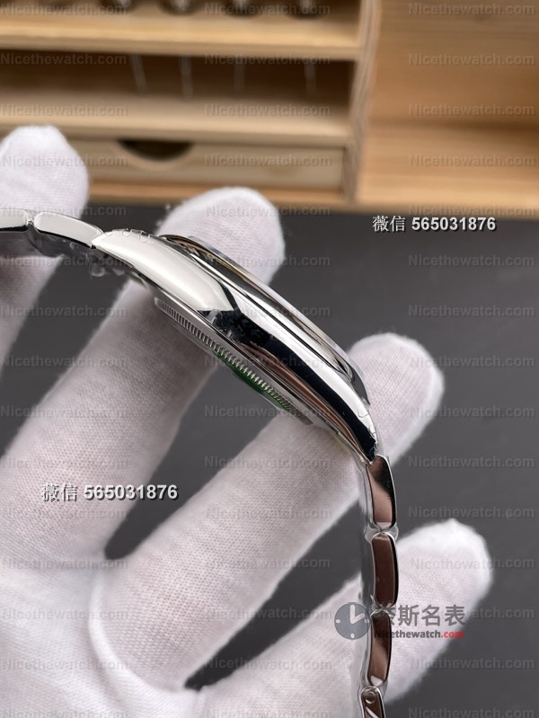 不是原版买不起,而是VS厂泡泡盘更有性价比!蒂芙尼蓝+彩色刻度太上头 | 奈斯探表 不是原版买不起,而是VS厂泡泡盘更有性价比!蒂芙尼蓝+彩色刻度太上头 | 奈斯探表