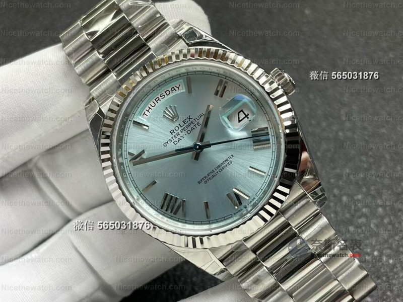 冰蓝放射纹+罗马钉条刻度！VS厂新款VS冰蓝DD日历型V1/V2版本怎么选？ | 奈斯探表