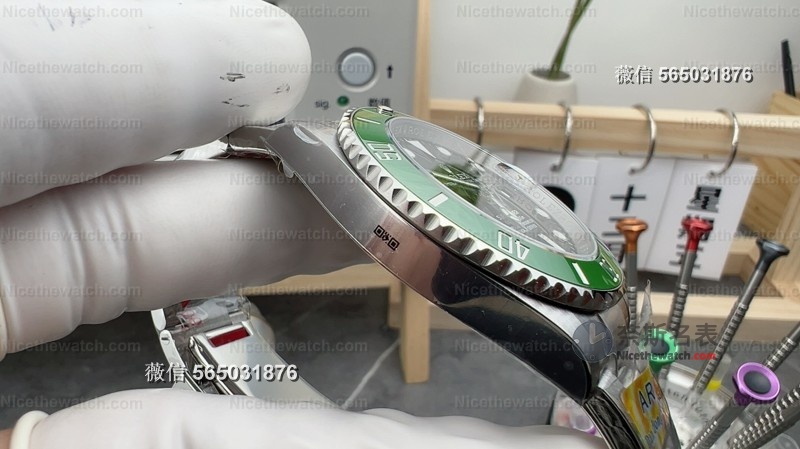 首发四代绿水鬼!ARF厂果木绿圈+丹东3235机芯,细节竟不输VS? | 奈斯探表 首发四代绿水鬼!ARF厂果木绿圈+丹东3235机芯,细节竟不输VS? | 奈斯探表