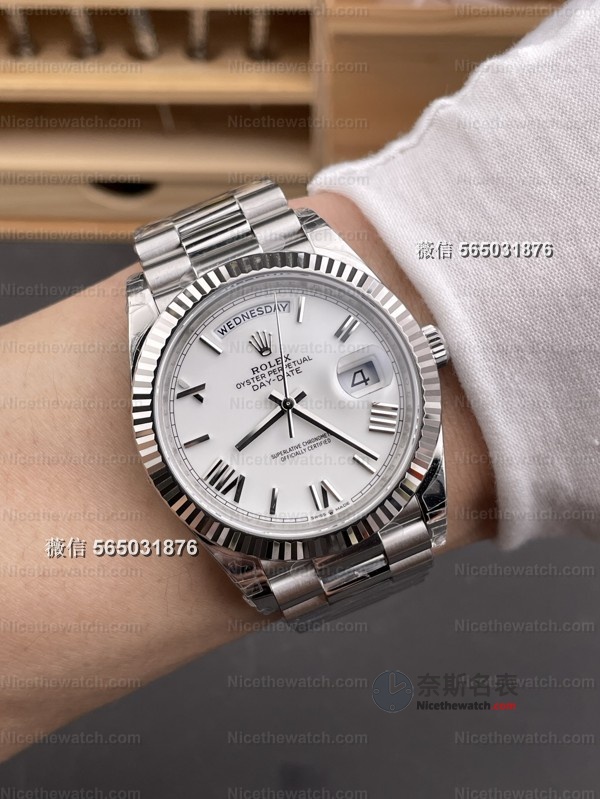 VS星期日志V2配重版实测：182克真压手感+丹东3255机芯，细节还原度炸裂！ | 奈斯探表