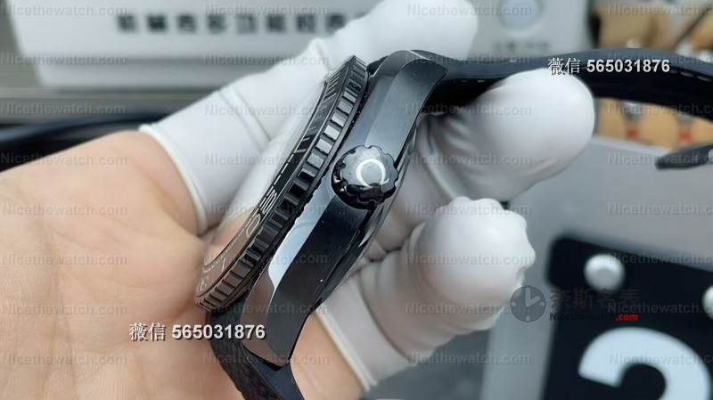 告别电镀黑！VS厂欧米茄深海之黑用真陶瓷+蓝宝石镜面，8906机芯两地时功能全同步 | 奈斯探表