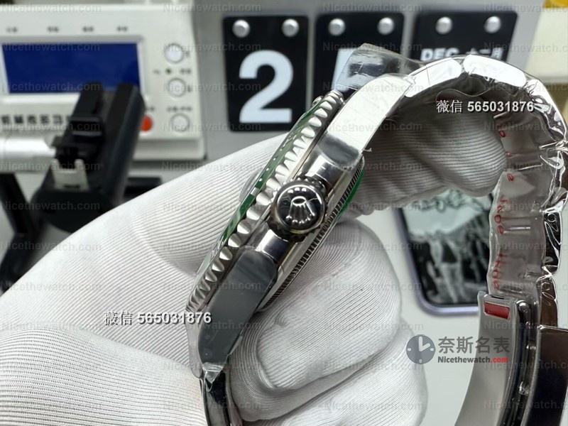 果木绿上线!ARF四代绿水鬼配丹东3235机芯,细节炸裂性价比逆天 | 奈斯探表 果木绿上线!ARF四代绿水鬼配丹东3235机芯,细节炸裂性价比逆天 | 奈斯探表