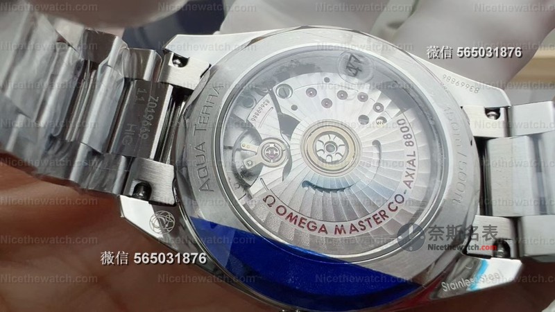 小手腕福音！VS厂欧米茄38mm黑盘海马复刻表深度评测：丹东8800机芯+54小时储能真香！ | 奈斯探表