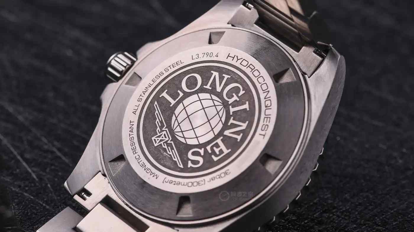 出差旅行必备!浪琴康卡斯GMT深度评测,潜水表+两地时究竟有多香? | 奈斯探表 出差旅行必备!浪琴康卡斯GMT深度评测,潜水表+两地时究竟有多香? | 奈斯探表