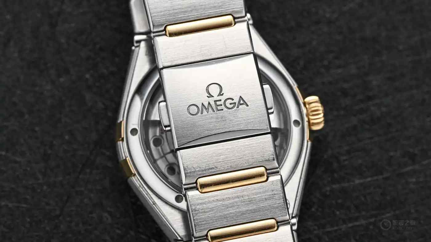 欧米茄星座女表凭什么火了40年?曼哈顿爪设计全解析,间金镶钻款美翻了! | 奈斯探表 欧米茄星座女表凭什么火了40年?曼哈顿爪设计全解析,间金镶钻款美翻了! | 奈斯探表