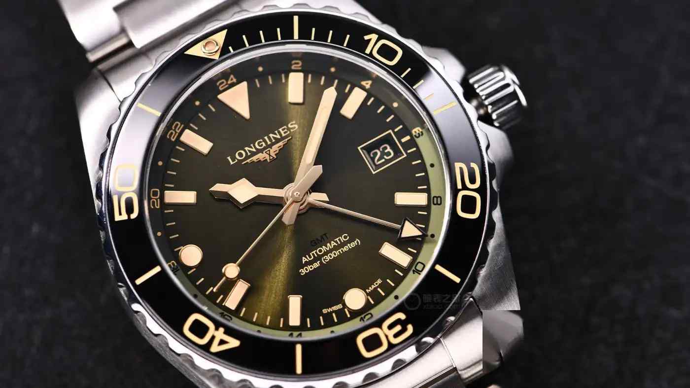 出差旅行必备!浪琴康卡斯GMT深度评测,潜水表+两地时究竟有多香? | 奈斯探表 出差旅行必备!浪琴康卡斯GMT深度评测,潜水表+两地时究竟有多香? | 奈斯探表