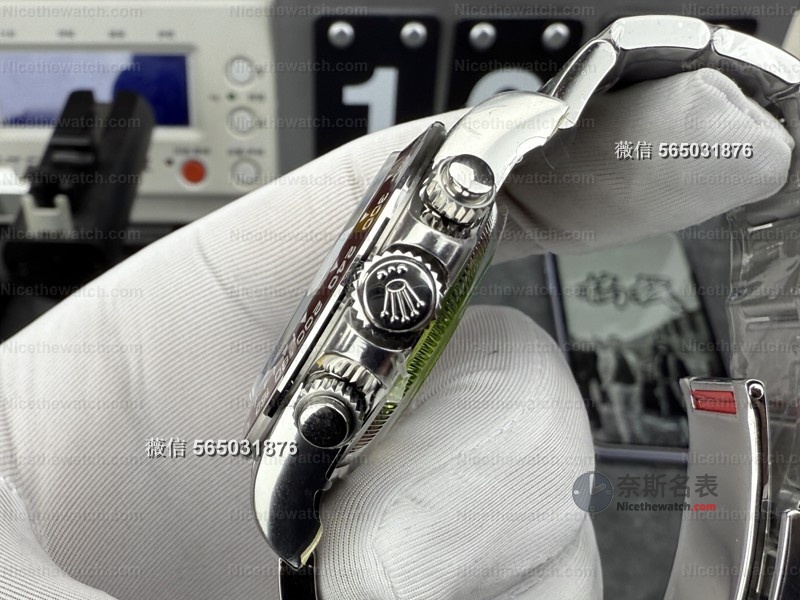 亲自上手VS厂冰蓝迪配重V3版：177克真有分量？丹东4131机芯到底稳不稳？ | 奈斯探表