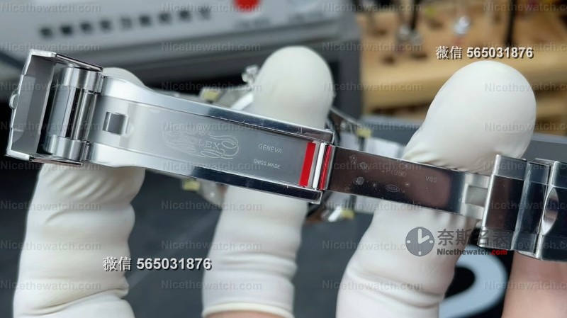 莫桑钻+冰蓝盘+丹东4131！上手VS厂冰蓝钻迪V3配重版，这做工是目前最高版本吗？ | 奈斯探表