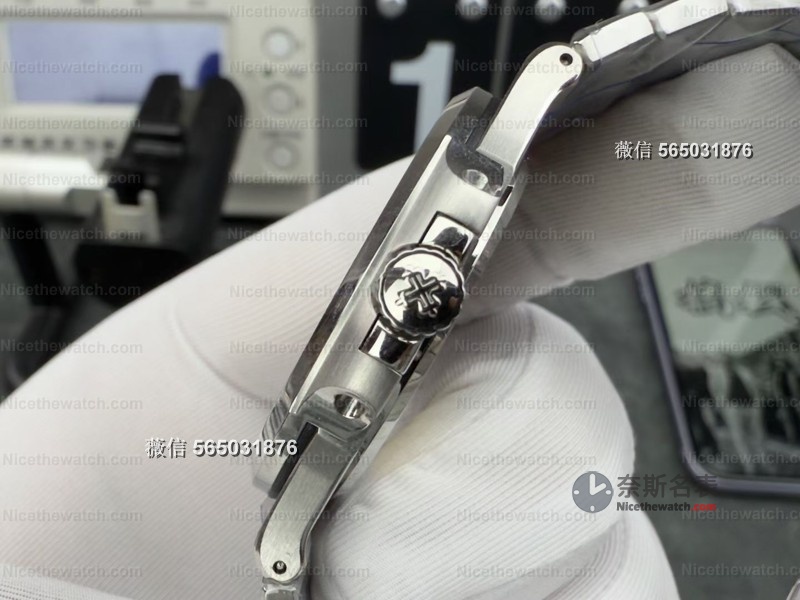 从盘面到机芯全面升级！BBF vs 3K鹦鹉螺5711对比，看完你就知道谁才是真王者！ | 奈斯探表