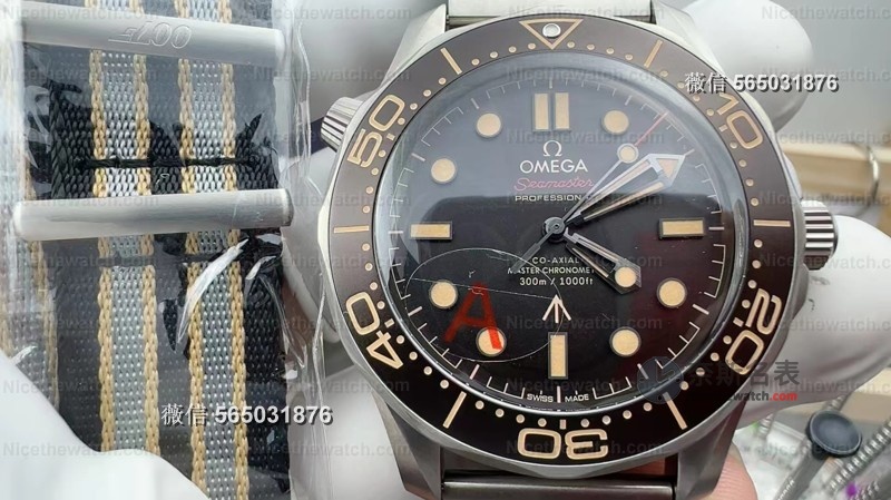 VS厂“无暇赴死”V4终极版评测：8806一体机芯+全钛机身，轻到忘记佩戴？ | 奈斯探表