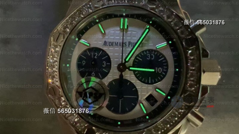 王子文同款复刻来了!APS厂26231ST女款皇家橡树深度评测:细节对到离谱? | 奈斯探表 王子文同款复刻来了!APS厂26231ST女款皇家橡树深度评测:细节对到离谱? | 奈斯探表