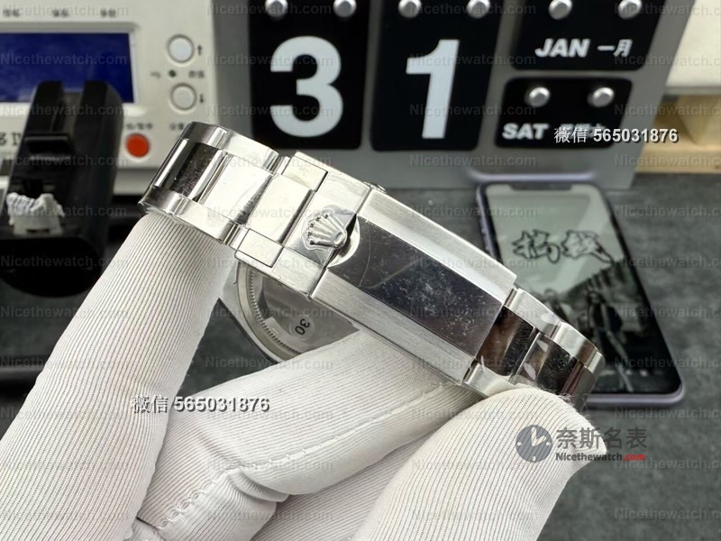 VS厂熊猫迪通拿评测：丹东4131机芯加持，它真是复刻界的终极答案吗？ | 奈斯探表