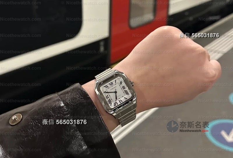 情侣表首选!BV工厂山度士35/39.8mm双尺寸实测,烤蓝指针+快拆表带细节太惊艳 | 奈斯探表 情侣表首选!BV工厂山度士35/39.8mm双尺寸实测,烤蓝指针+快拆表带细节太惊艳 | 奈斯探表