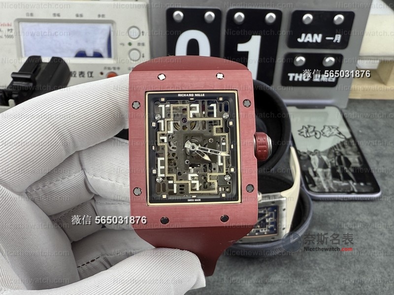 38克真钛上手无感!复刻RM16-02实测:全动齿轮咔咔转,万元戴出百万超跑表气场 | 奈斯探表 38克真钛上手无感!复刻RM16-02实测:全动齿轮咔咔转,万元戴出百万超跑表气场 | 奈斯探表